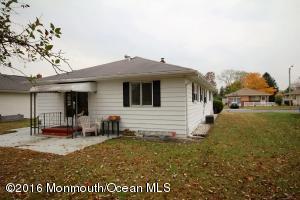 384 Saint Thomas Dr
