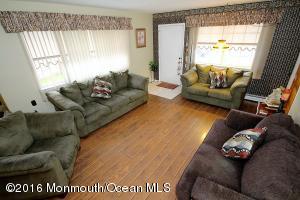 384 Saint Thomas Dr