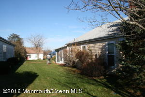 20 Sandhurst St
