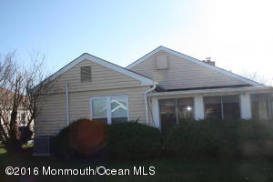 20 Sandhurst St