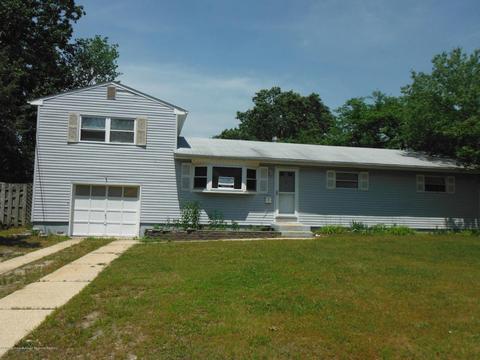 46 Bonaire Dr
