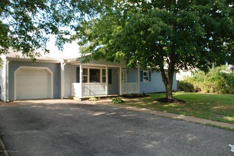 46 Bonaire Dr