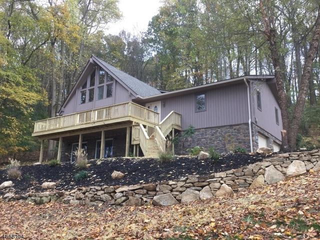 19 Spring Brook Dr