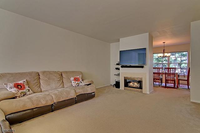 19 Spring Brook Dr