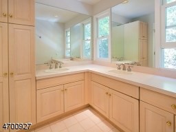 1266 Sherlin Dr