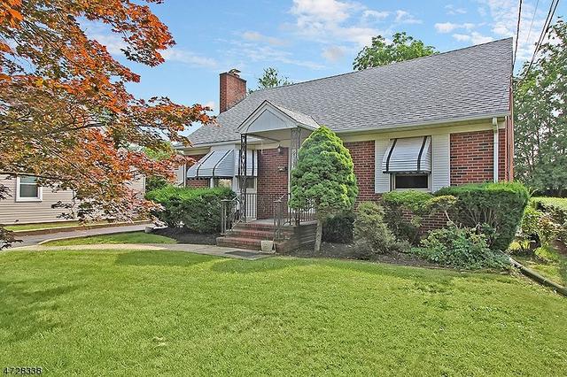 527 E Main St