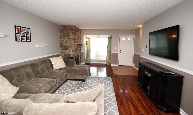 3206 Pinhorn Dr Bridgewater, NJ 08807