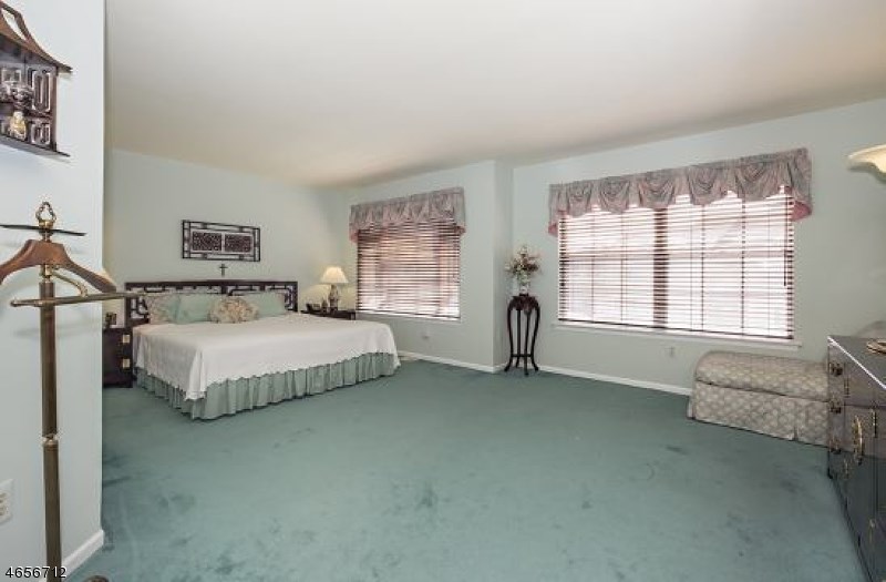 86 Whitehead Rd