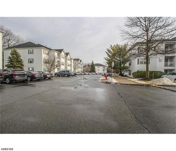 715 Liberty Ct