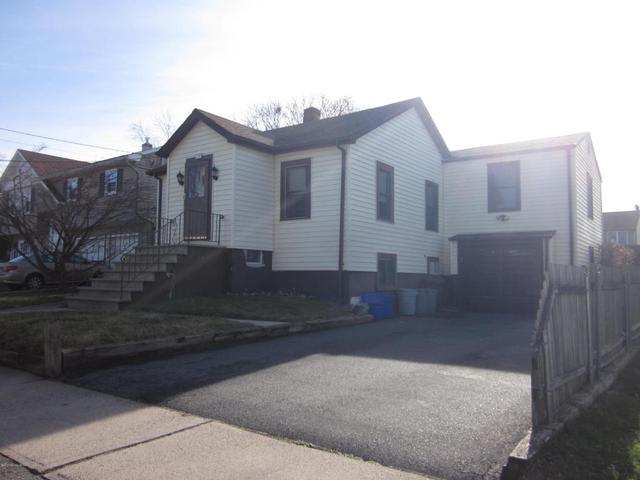1021 Plainfield Ave