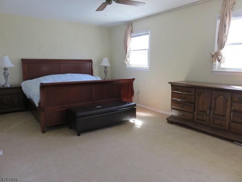 432 Midland Ave