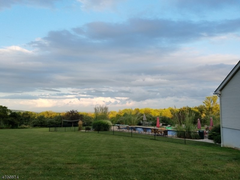 3 Green Hills Dr