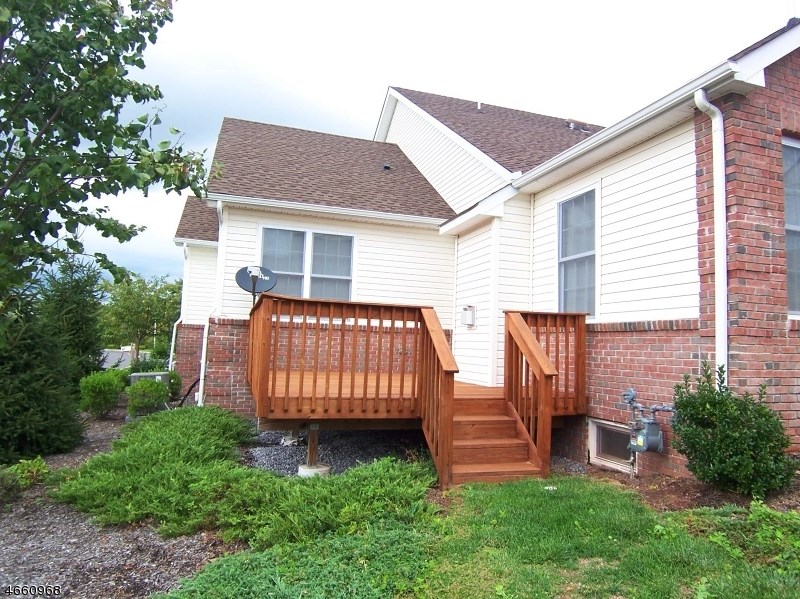 74 Samson Dr