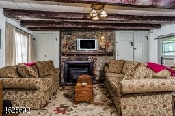 For Sale: 29 Musconetcong River Rd Hampton, NJ 08827