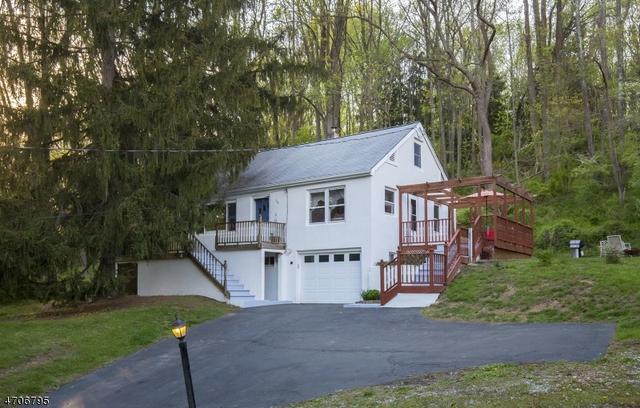 63 Beaver St