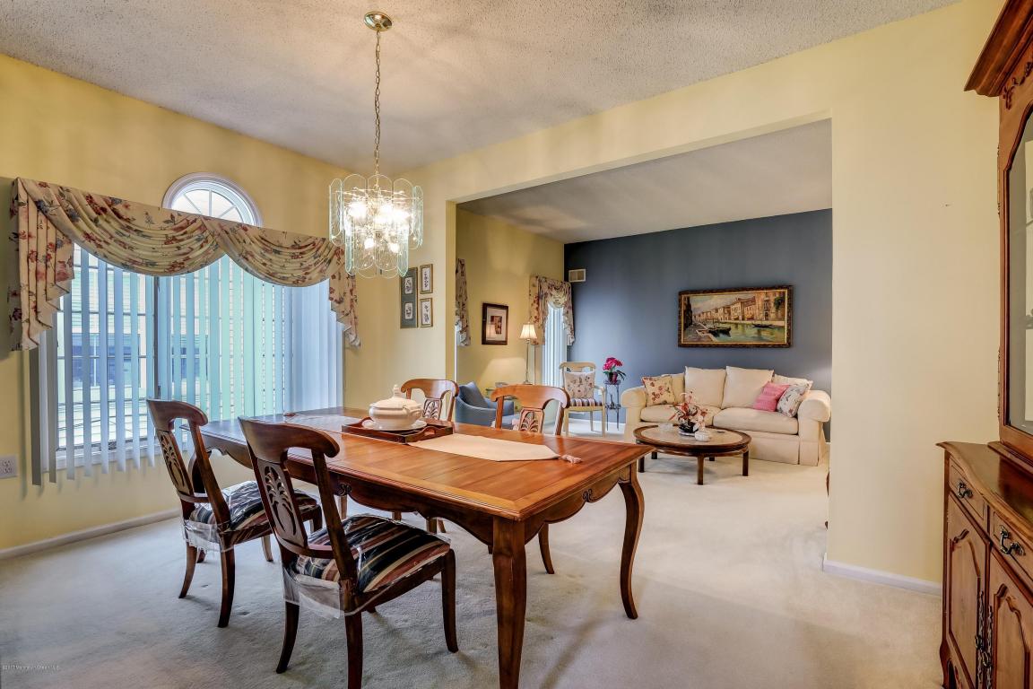 45 Brookview Cir