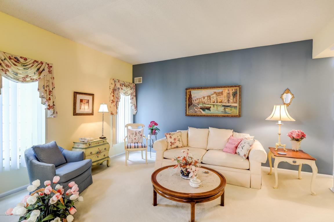 45 Brookview Cir