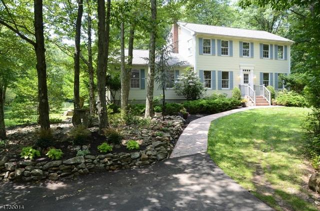 11 Mountain Rd