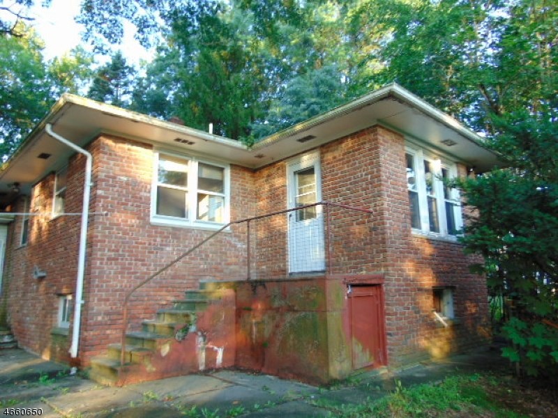 21 Old Mountain Rd