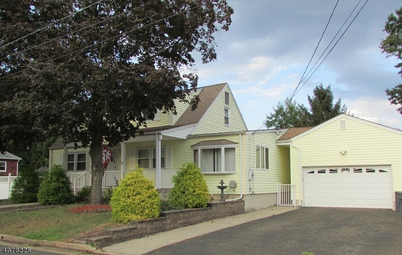 1007 Bound Brook Ave