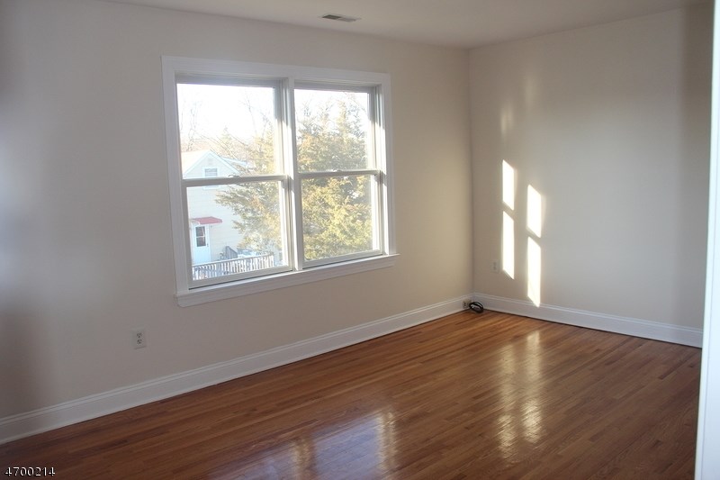 7 Cooper St