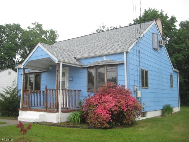 15 Ruth Pl