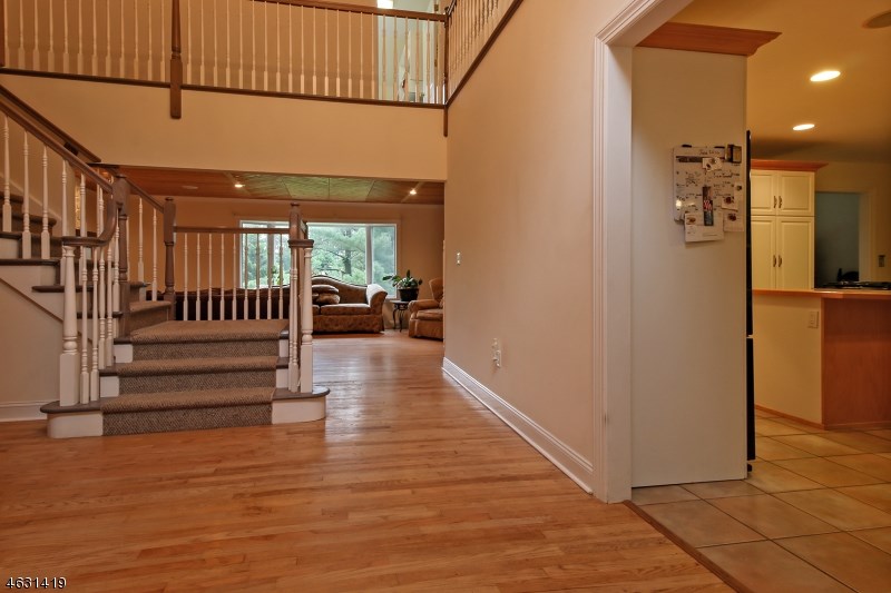 813 Miller Ln Martinsville, NJ 08836