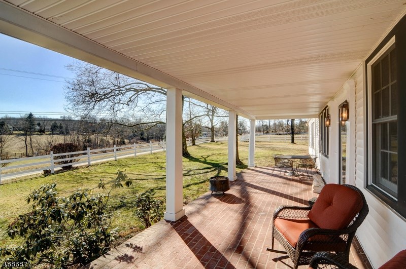 20 Dogwood Dr