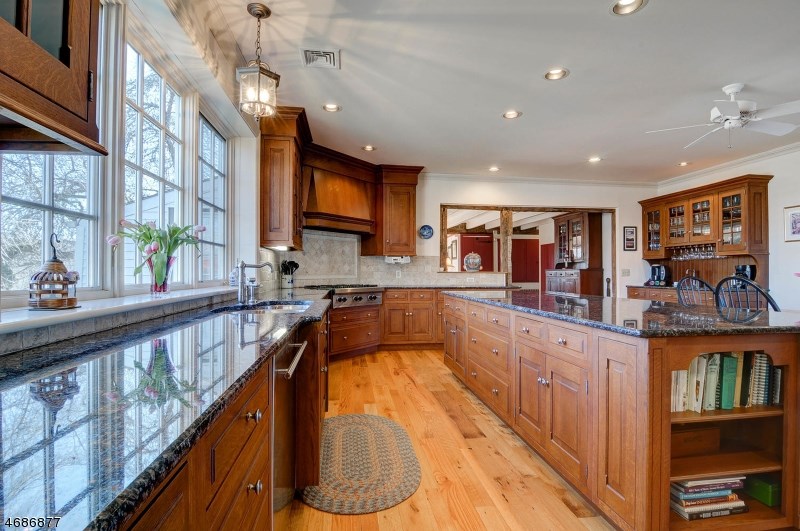20 Dogwood Dr