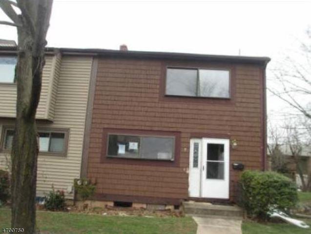 52 Huff Ave