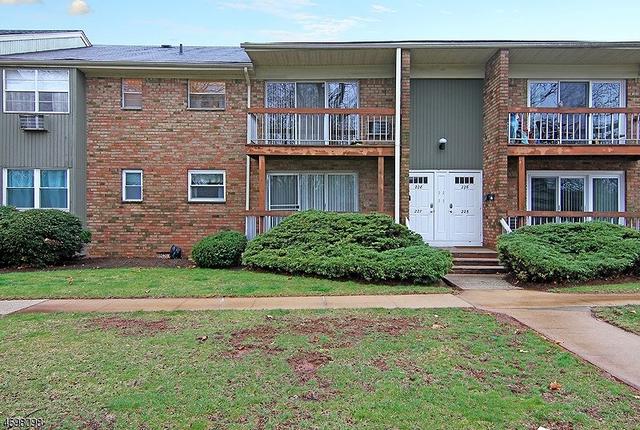 52 Huff Ave
