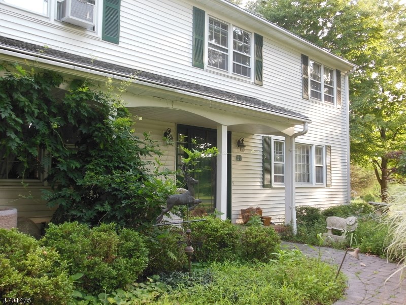 8 Euclid Ave