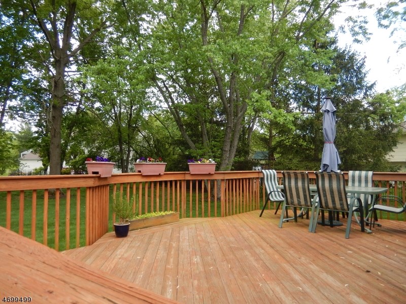 21 Hillcrest Rd