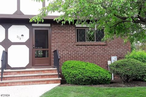 13 Lynn Ct