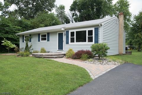 13 Lynn Ct