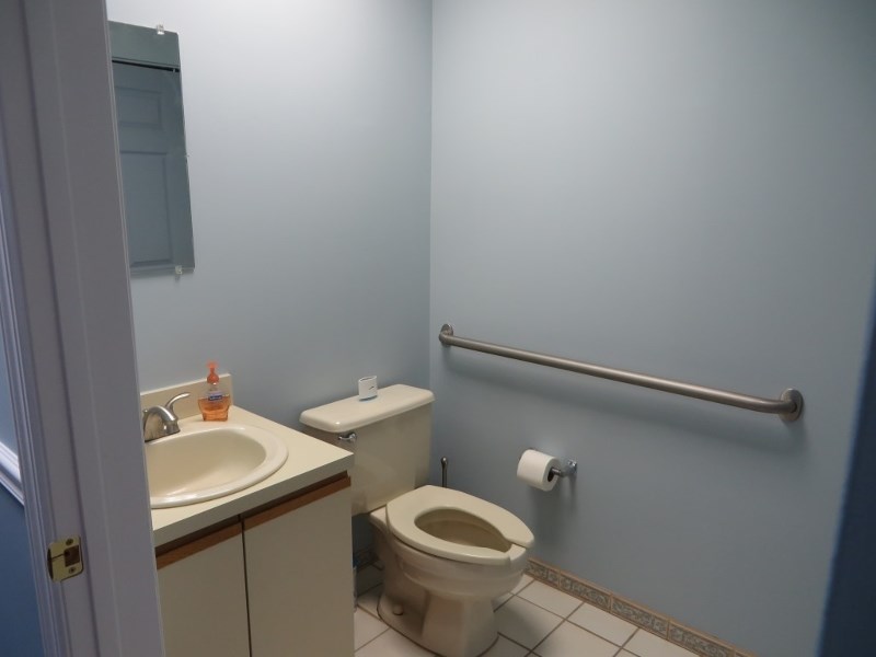 For Sale: 312 Courtyard Dr Hillsborough, NJ 08844
