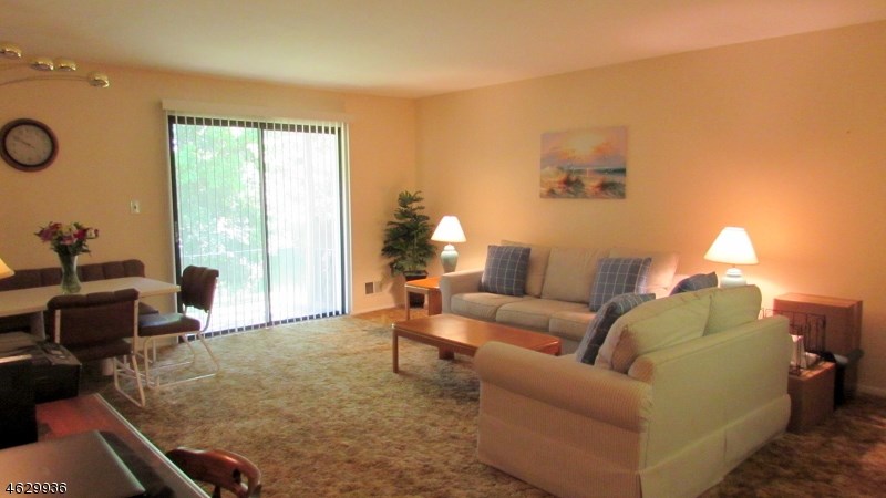 899- B2 Merritt Dr Hillsborough, NJ 08844