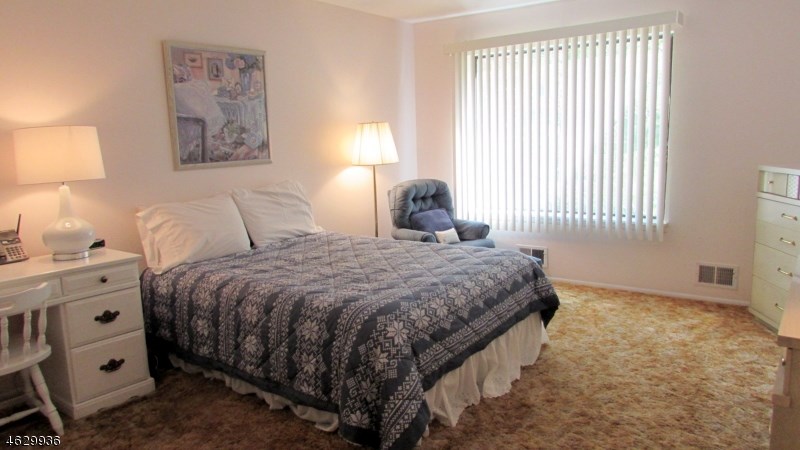 899- B2 Merritt Dr Hillsborough, NJ 08844