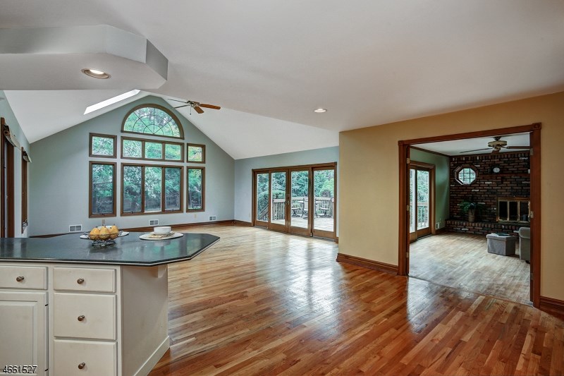 11 Stagecoach Way