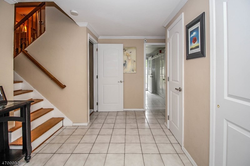 506 Watchung Rd