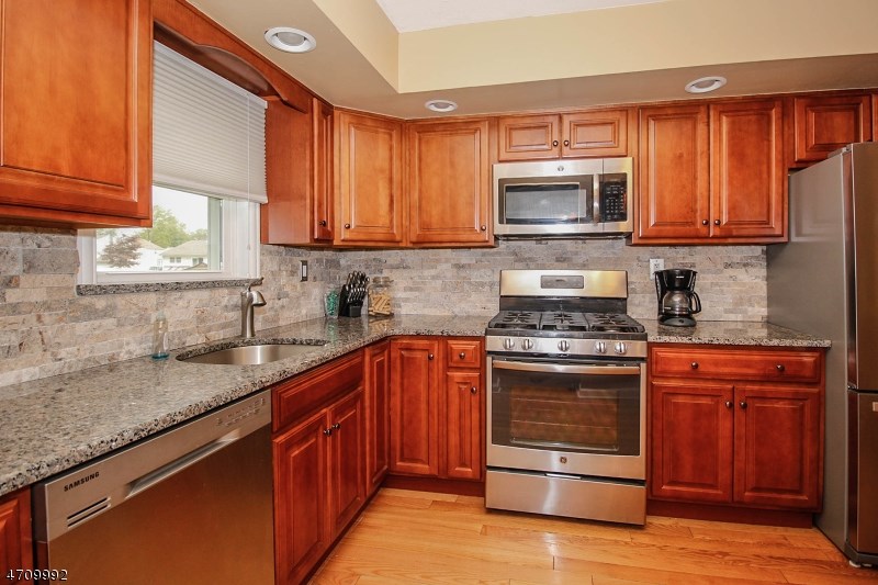506 Watchung Rd