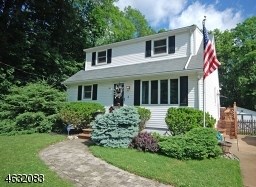 For Sale: 14 New St Middlesex, NJ 08846