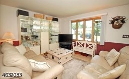 For Sale: 14 New St Middlesex, NJ 08846
