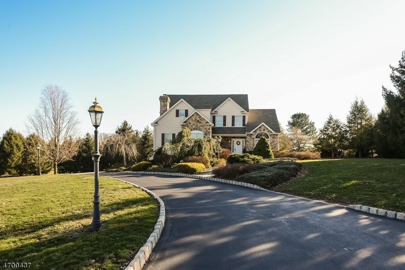 1424 River Rd