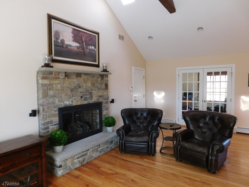 32 Goldfinch Ln