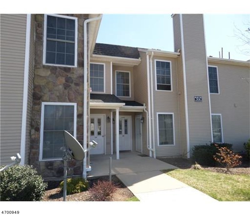 251 Dorset Ct