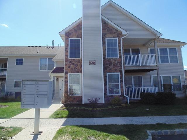36 Lackland Ave #36