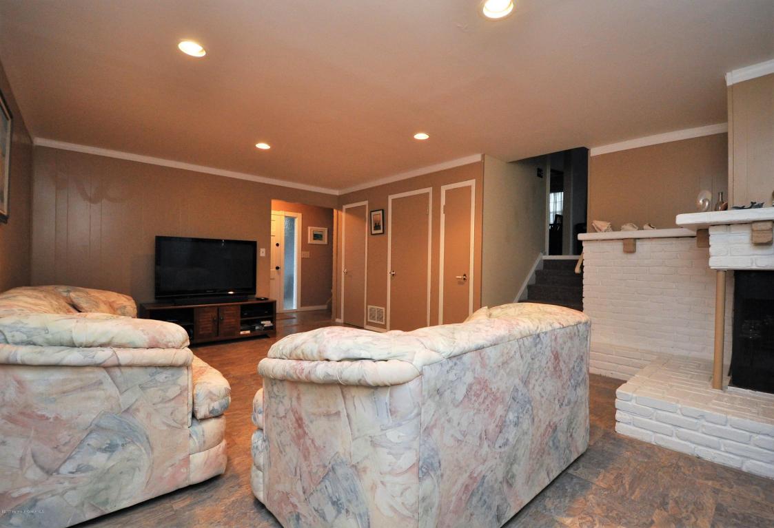 23 Arvin Rd