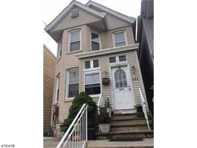 17 Hanson Ave