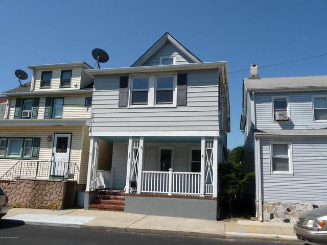 17 Hanson Ave